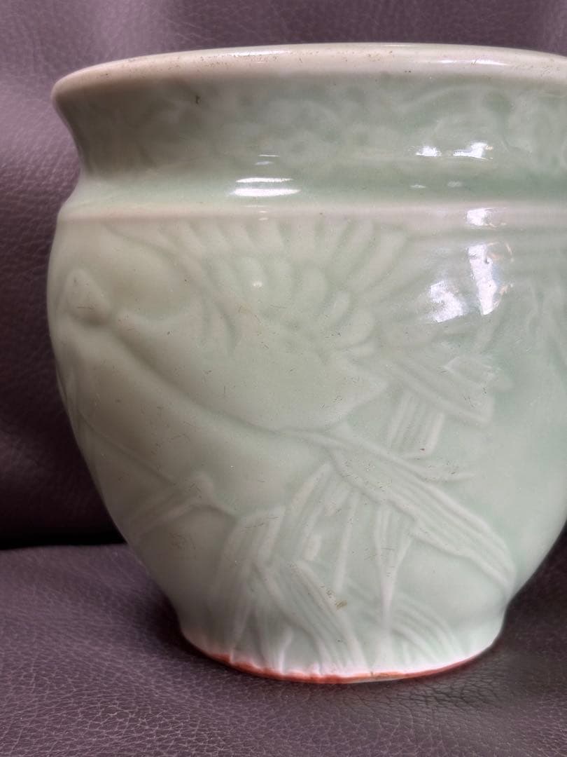 絵　鳥　缶水鉢