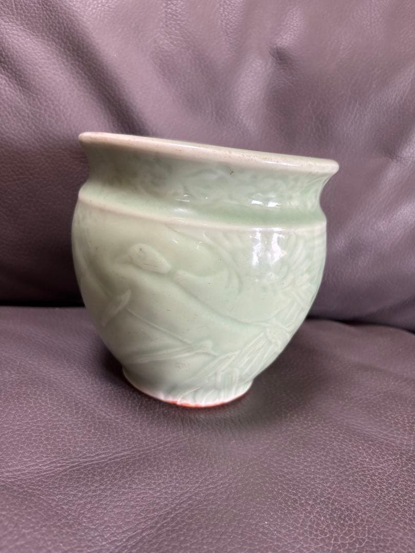 絵　鳥　缶水鉢