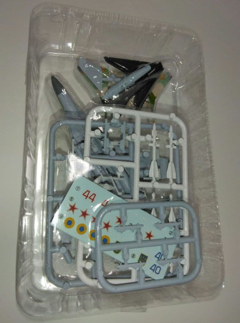 エフトイズ　1/144　MIG-29　フルクラム　3機セット