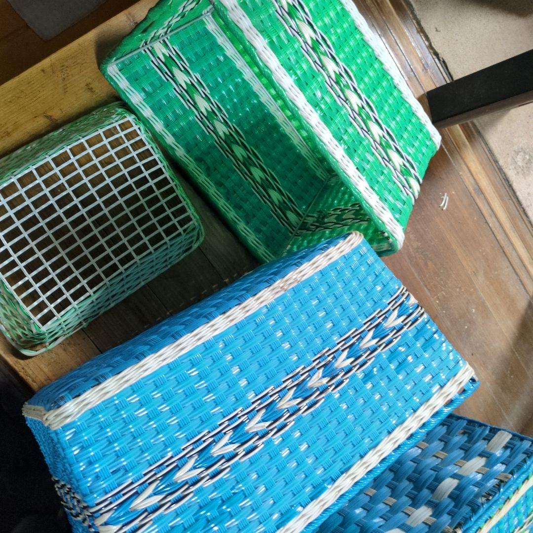 青緑の編み込みバスケットセット