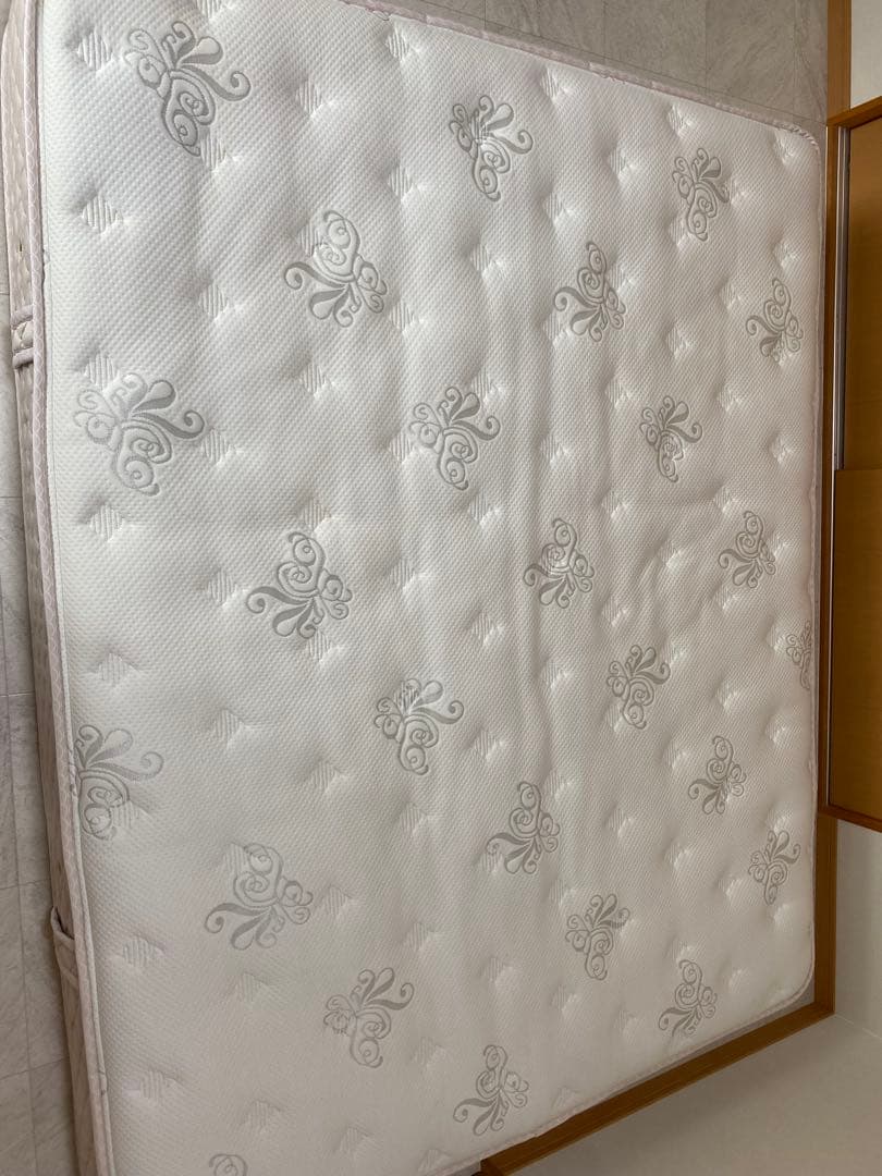 【ゆうき】【 NIHON BED クイーン】日本ベッド シルキーパフ