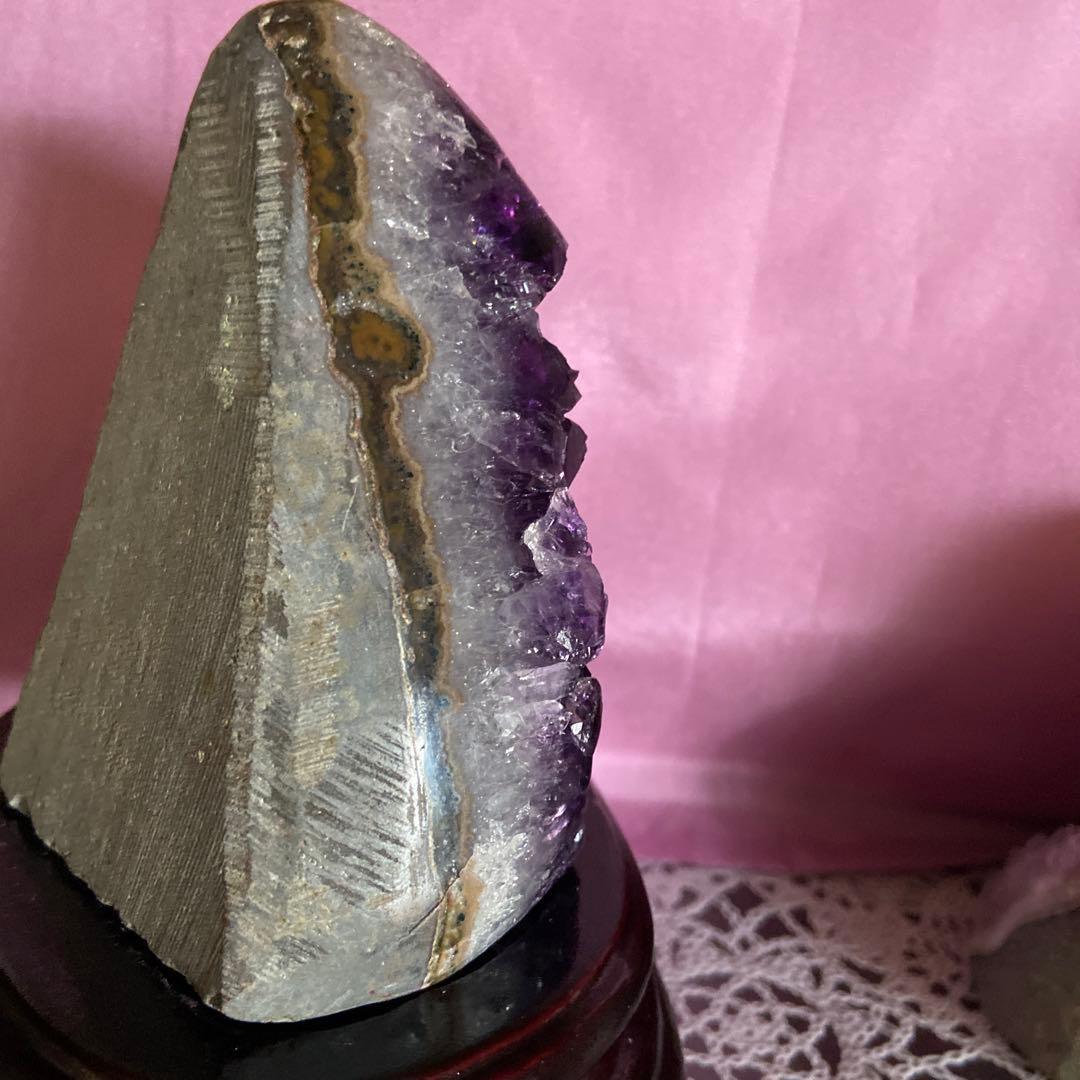 アメジストとピンクアメジスト最高級でずっしり感あり