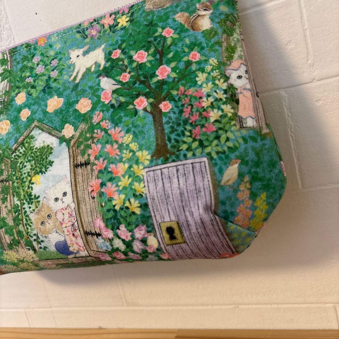 感謝価格　SALE 限定生地　ユキエモン　持ち手付きダーツマチ付きポーチ　人気