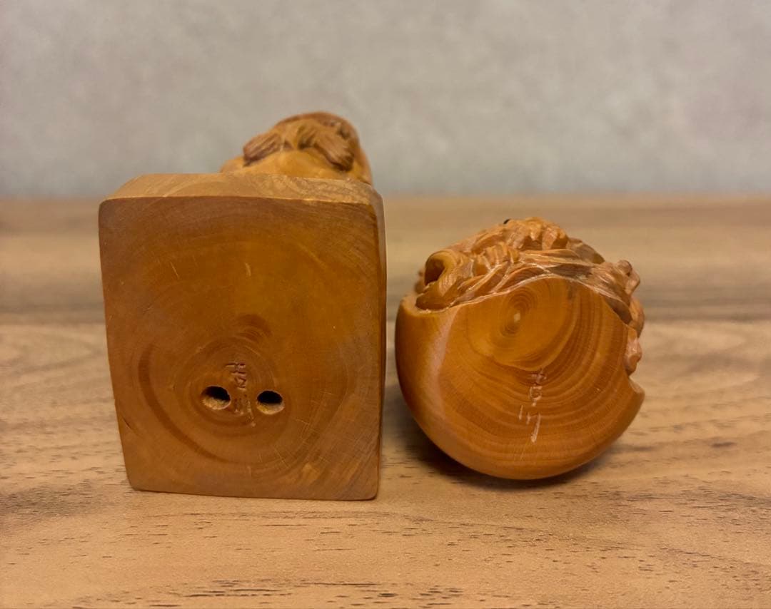 木彫り 獅子 根付 2点 座銘 吉川 - メルカリ