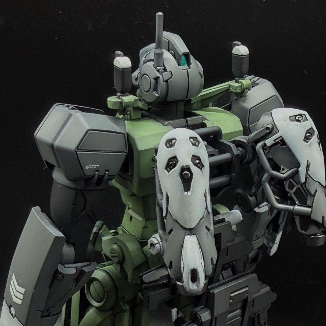 HG1/144ゲルググ 量産型 全塗装 完成品 ガンダムジークアクス ジム