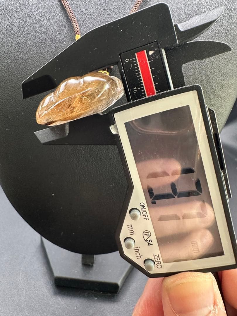 ルチルネックレス　ドラゴン彫刻