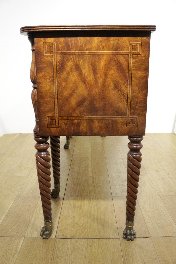 イギリス★アンティーク★サイドボード★ライオン★ラグジュアリー★