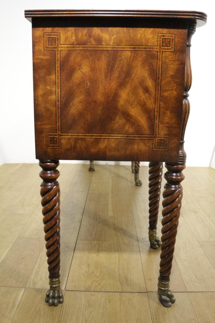 イギリス★アンティーク★サイドボード★ライオン★ラグジュアリー★