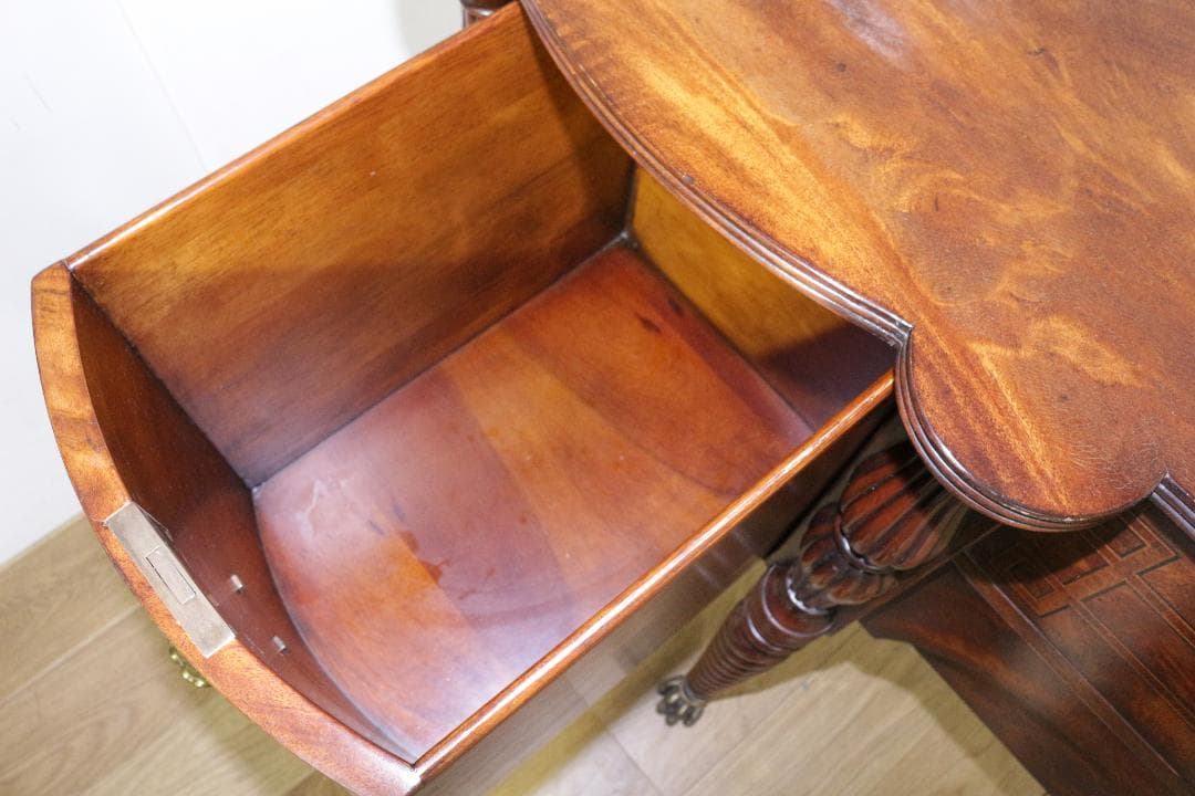 イギリス★アンティーク★サイドボード★ライオン★ラグジュアリー★