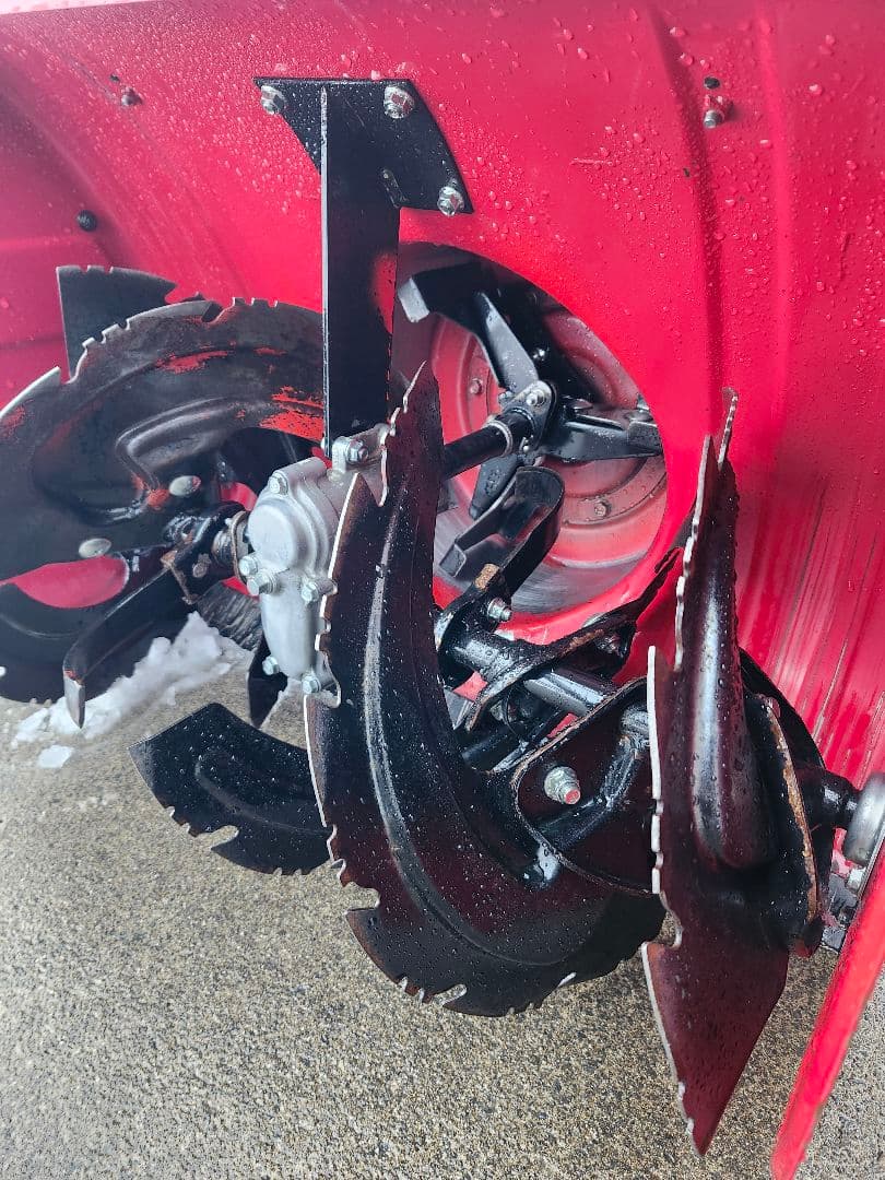 青森発 ホンダ 除雪機 HSS1170i サイドカッター付き 屋内保管 引取歓迎