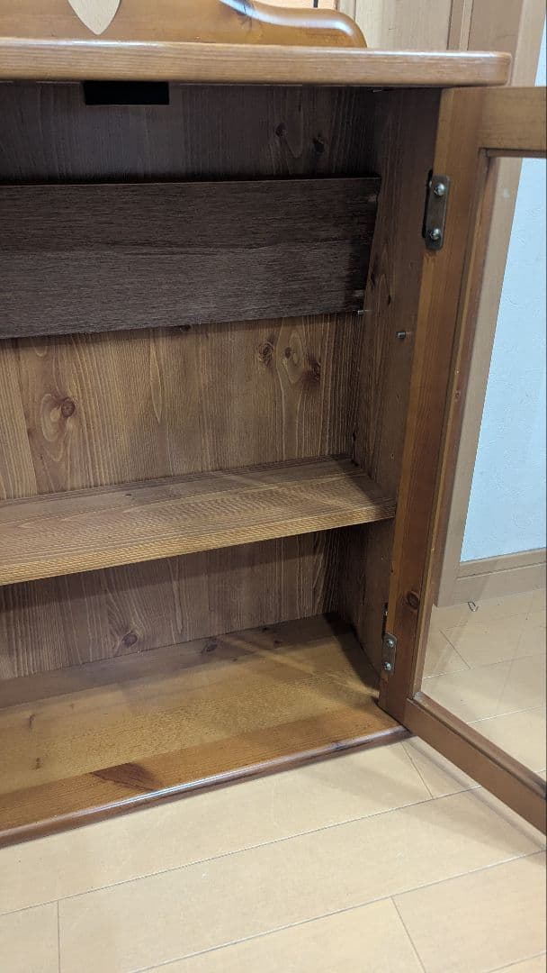 カントリー調　木製ガラス扉 キャビネット　レトロ　アンティーク