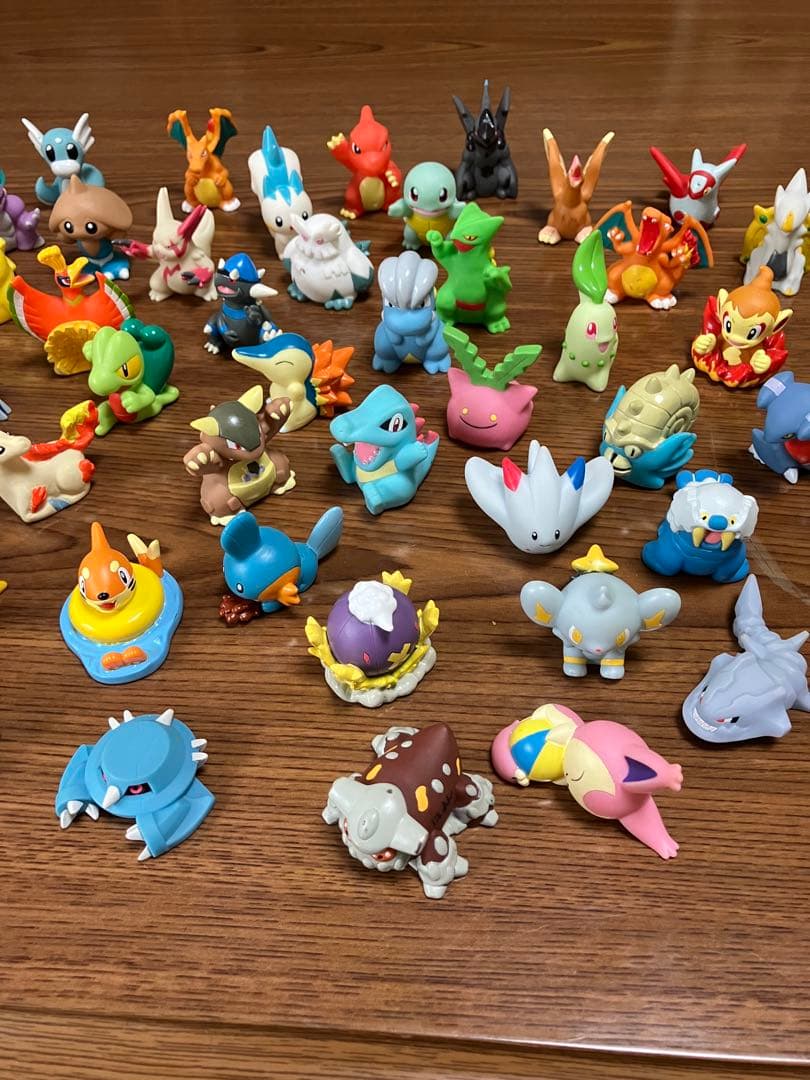 1.ポケモン　フィギュア　沢山　57体位