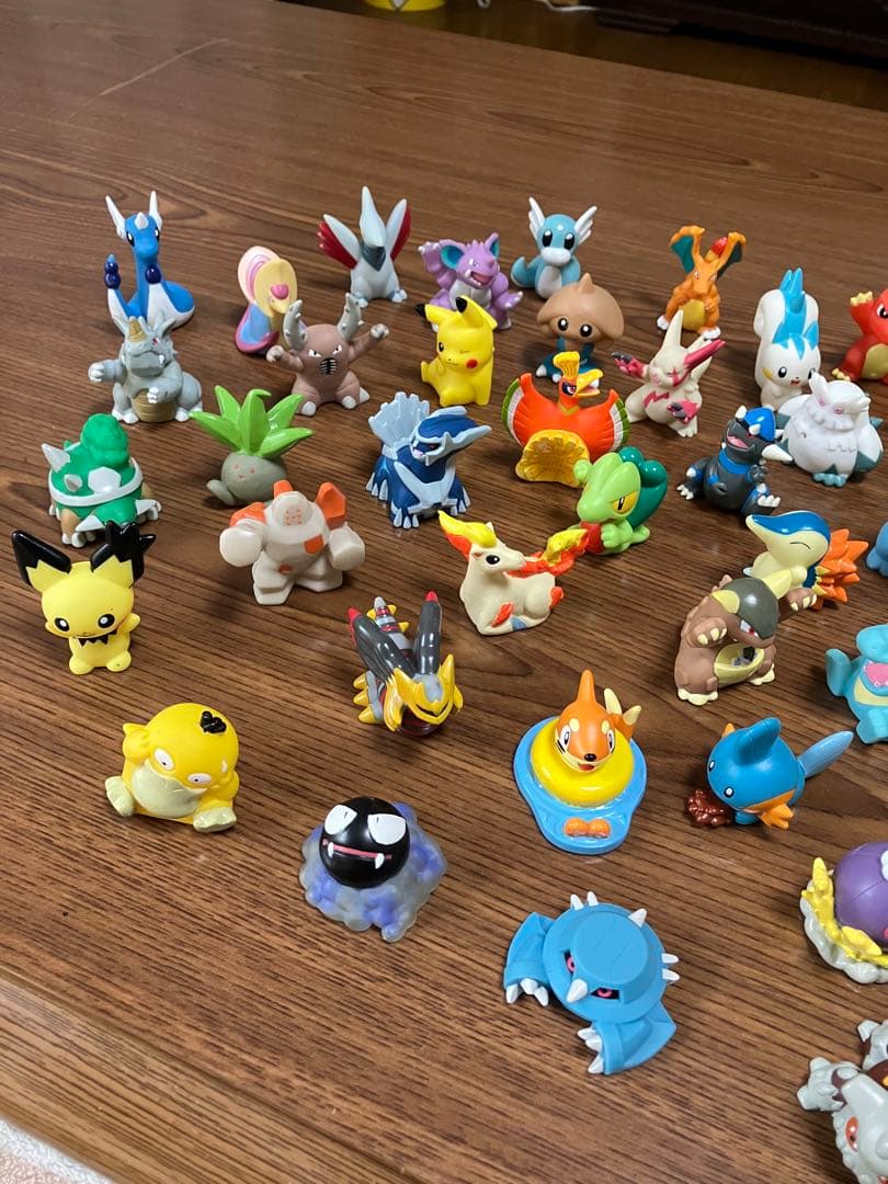 1.ポケモン　フィギュア　沢山　57体位
