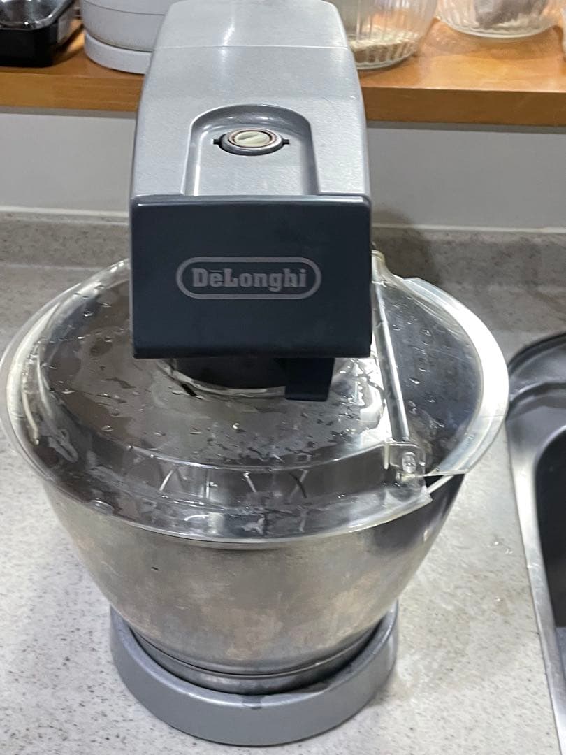 DeLonghi KM4000 シルバー キッチンミキサー