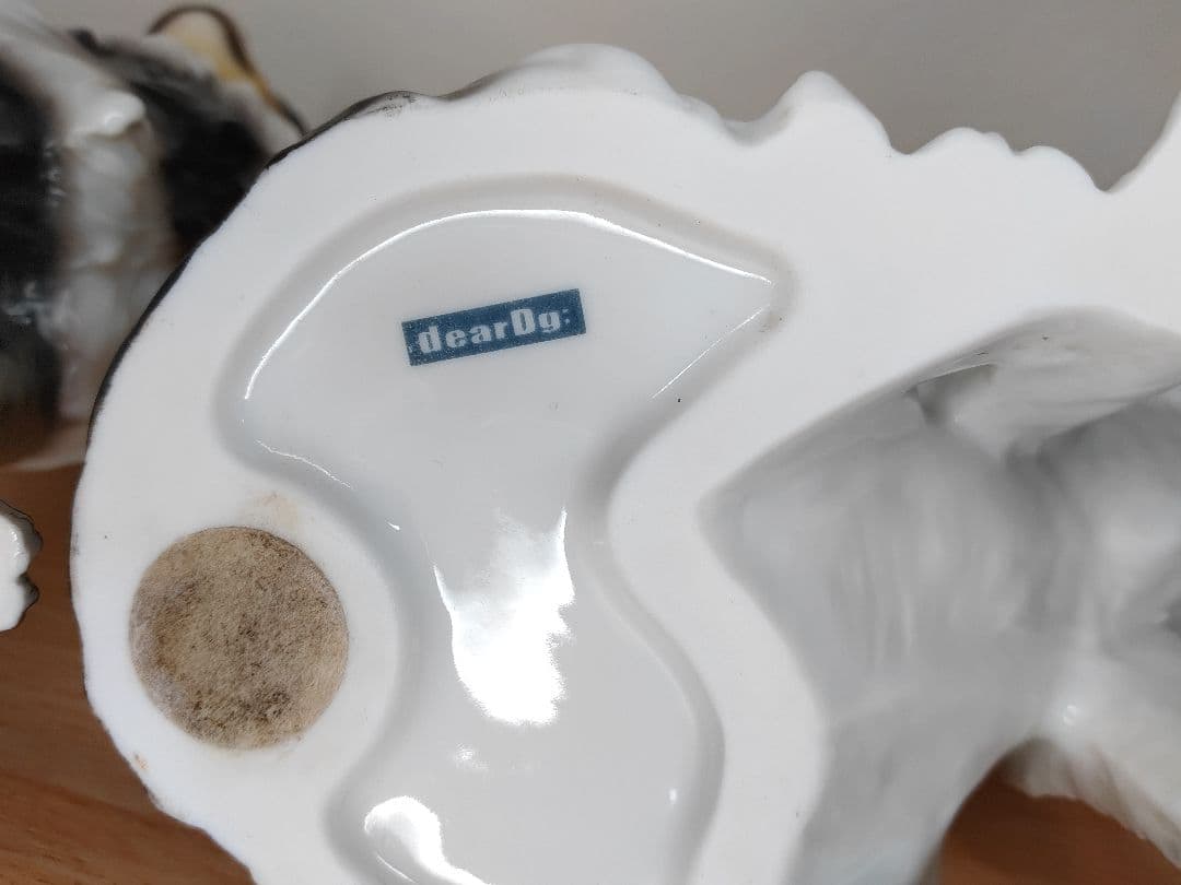 2匹の仲良しチワワ dearDg チワワ 陶器製 チワワ置物