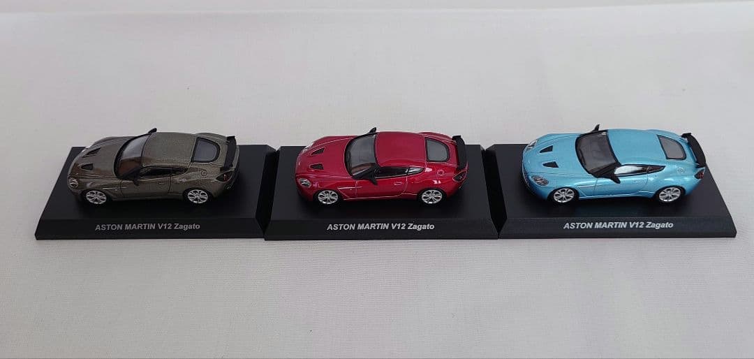 京商 1/64 アストンマーティン 25台セット アクリルケース付き - メルカリ