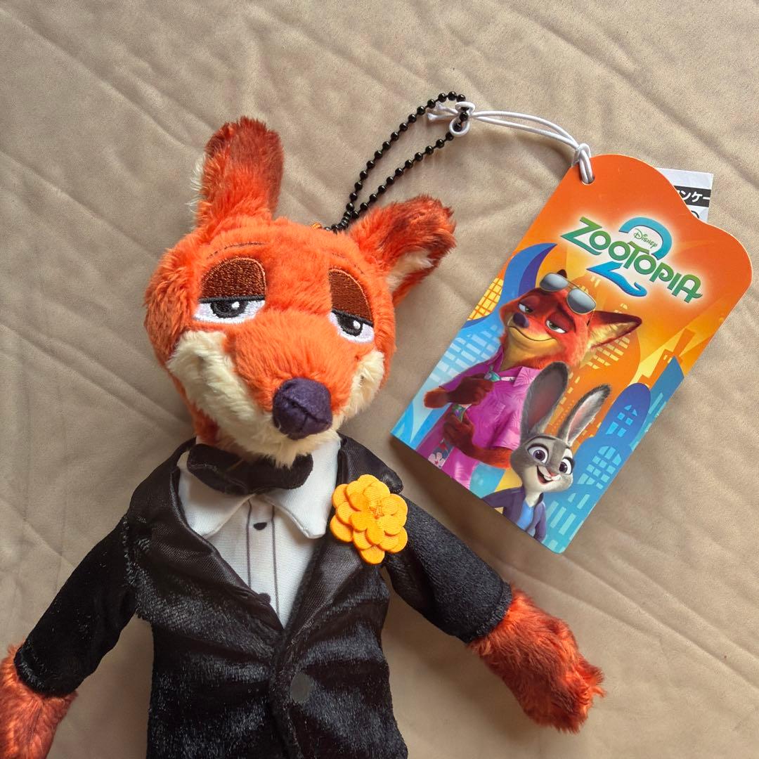 ズートピア ニック・ワイルド ぬいぐるみマスコット タキシード タカラ