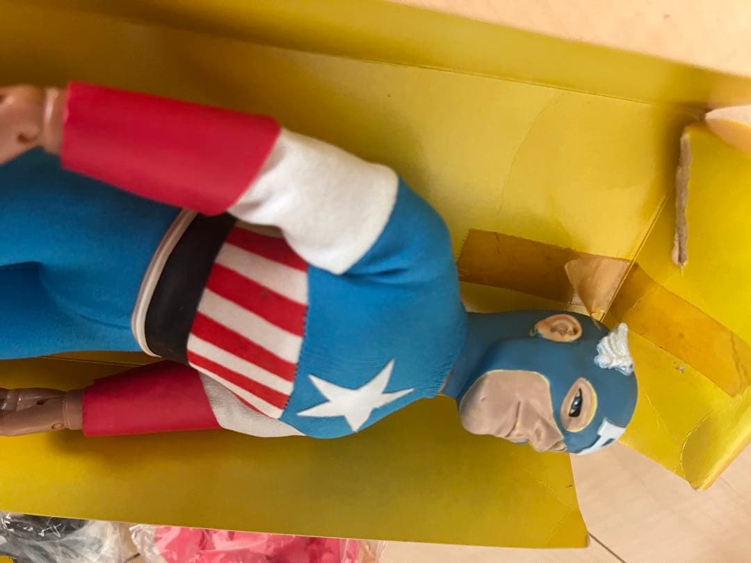 MEGO キャプテン・アメリカ 12インチ アクションフィギュア 開封