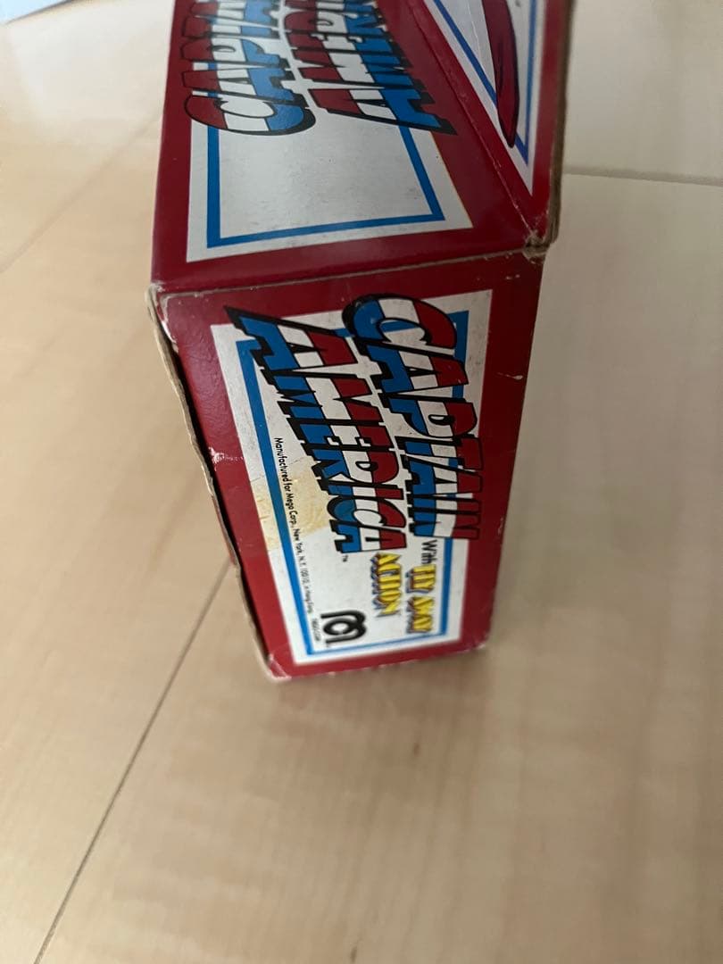 MEGO キャプテン・アメリカ 12インチ アクションフィギュア 開封