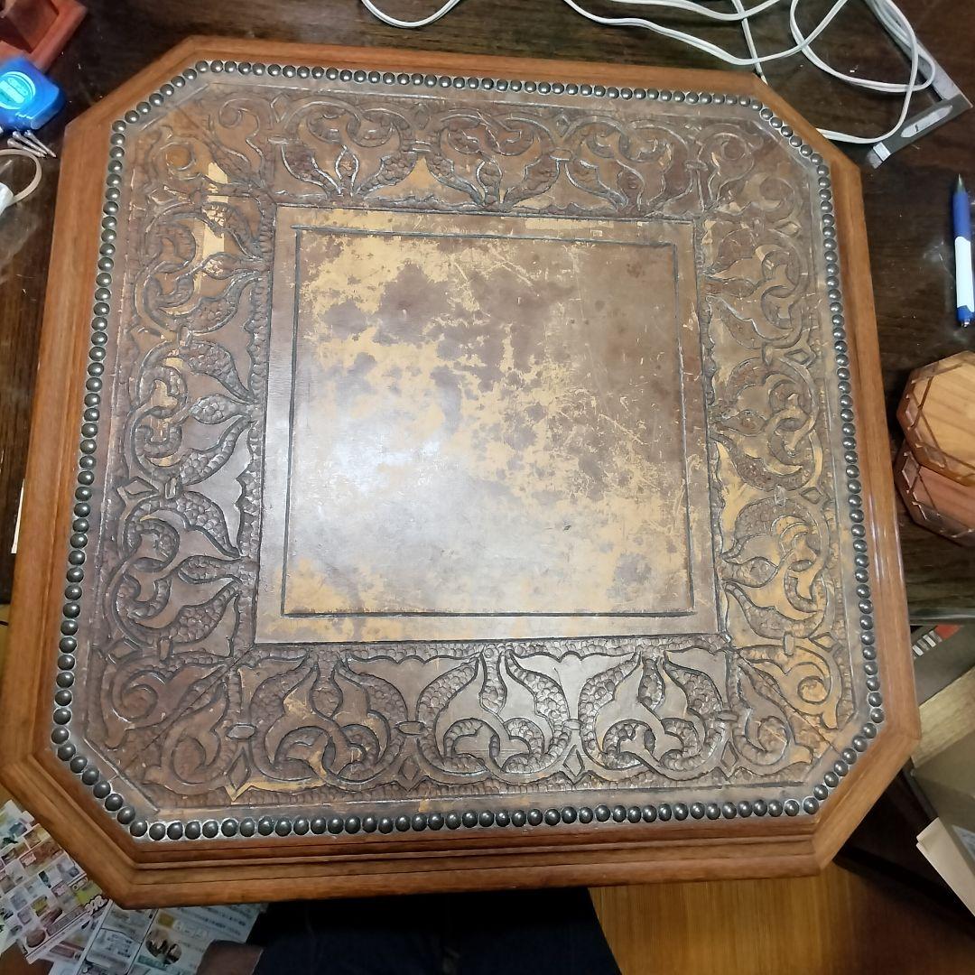 希少【ブラジル製】ヴィンテージ天板本革鋲打ち61×61×5cmセンターテーブル