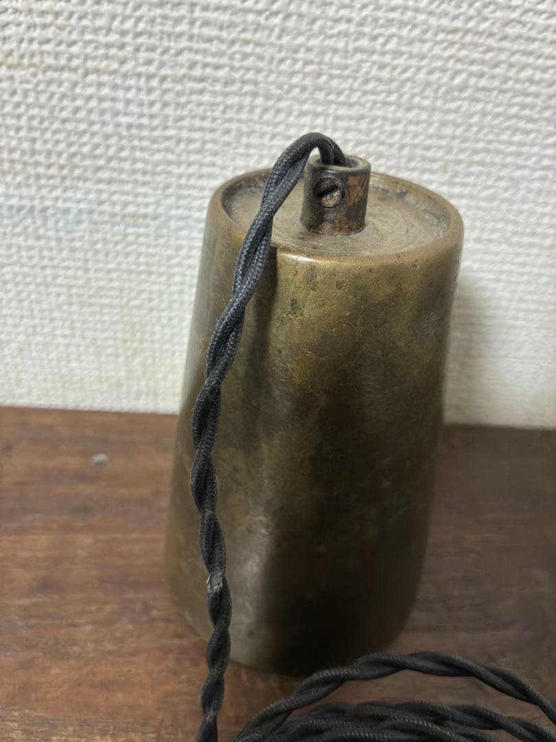 はいいろオオカミ+花屋西別府商店　真鍮のランプ　古道具