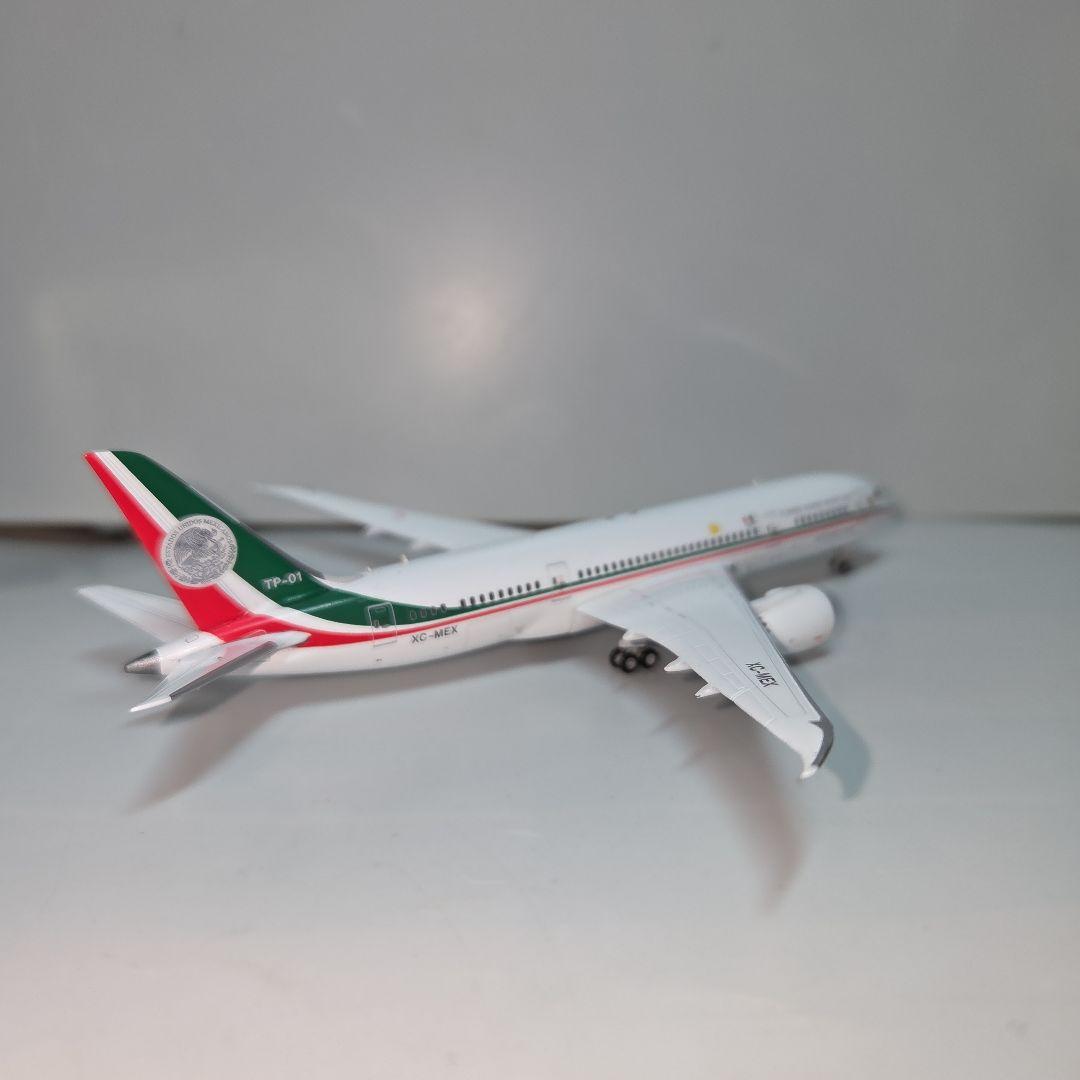 Geminijets1/400 メキシコ空軍 B787-8 - メルカリ