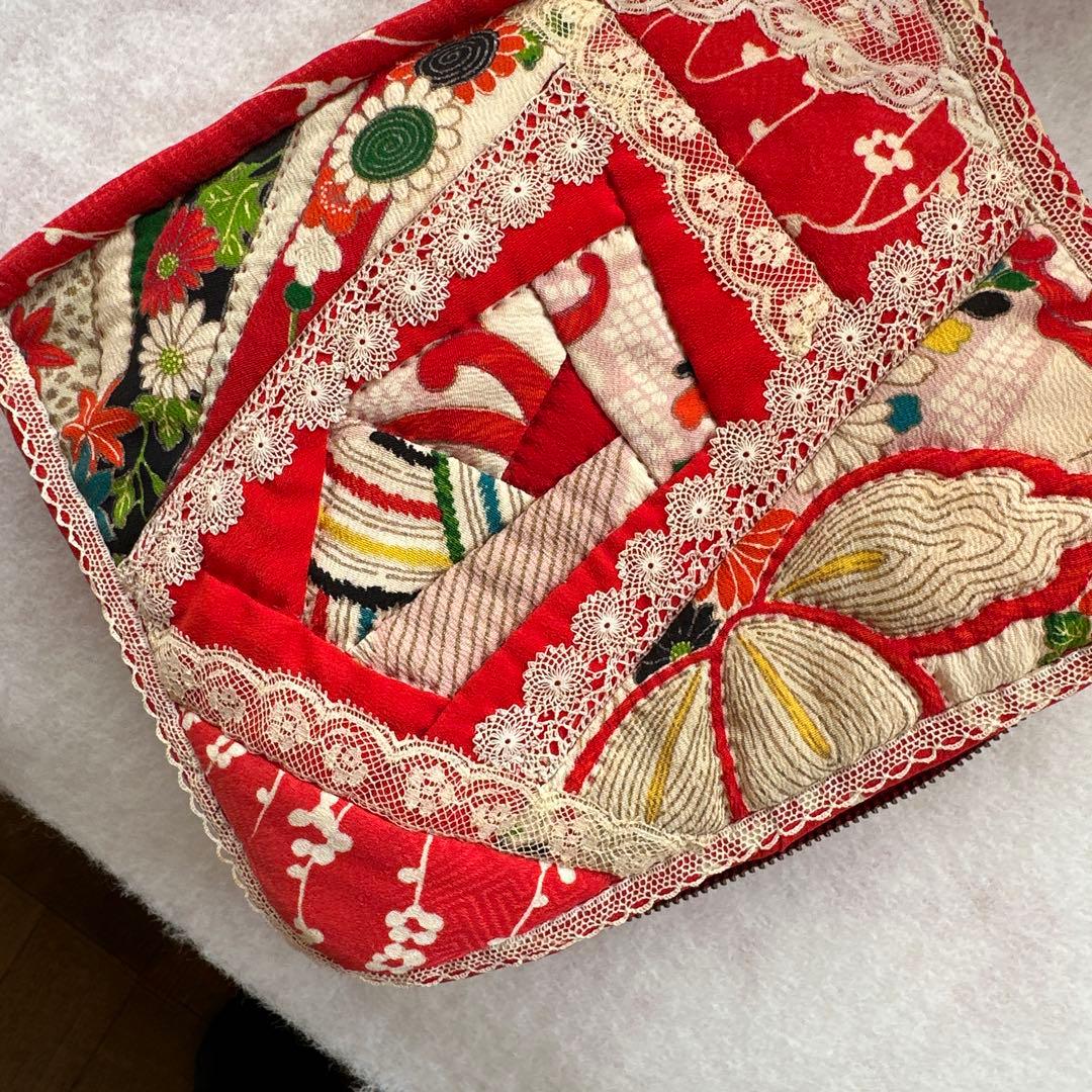 グレーージキルトソーイングポーチ