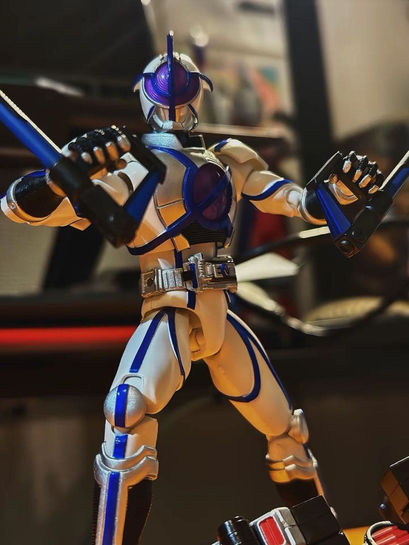 【専用】S.H.Figuarts 仮面ライダー サイガ 東映 仮面ライダー555