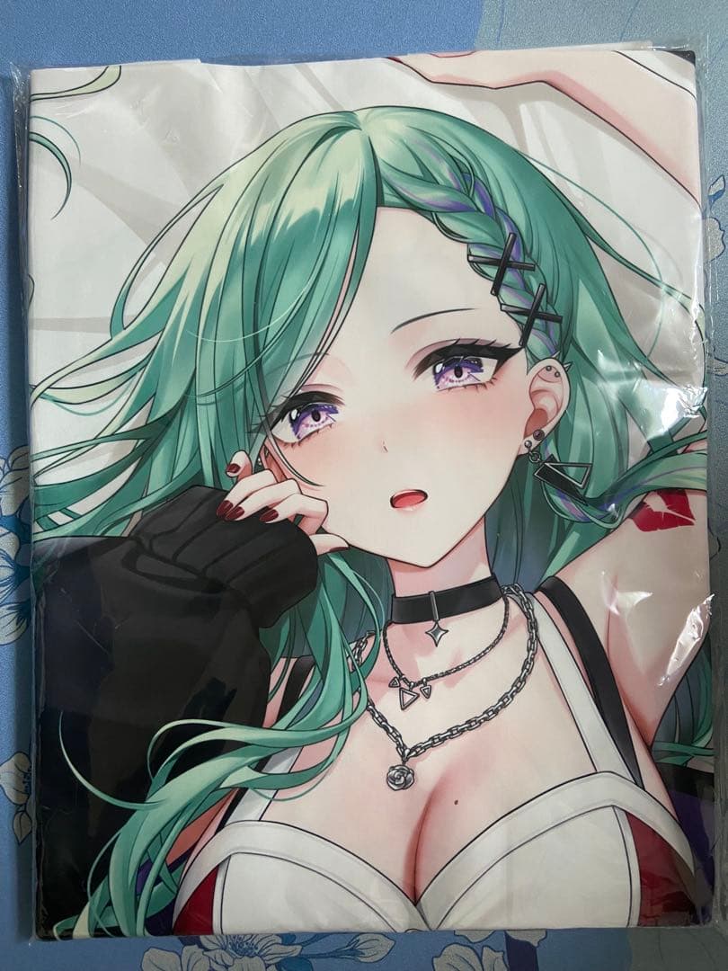 八雲べに 3周年記念2024 抱き枕カバー ぶいすぽっ！ - メルカリ