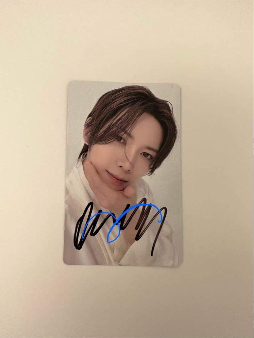 ATEEZ ヨサン アジアツアー限定グッズトレカ サイン入り - メルカリ