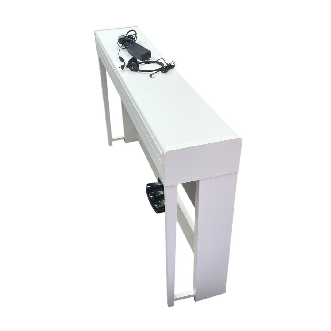 松井咲子カバー付き KORG C1 Air 88鍵 ホワイトデジタルピアノ