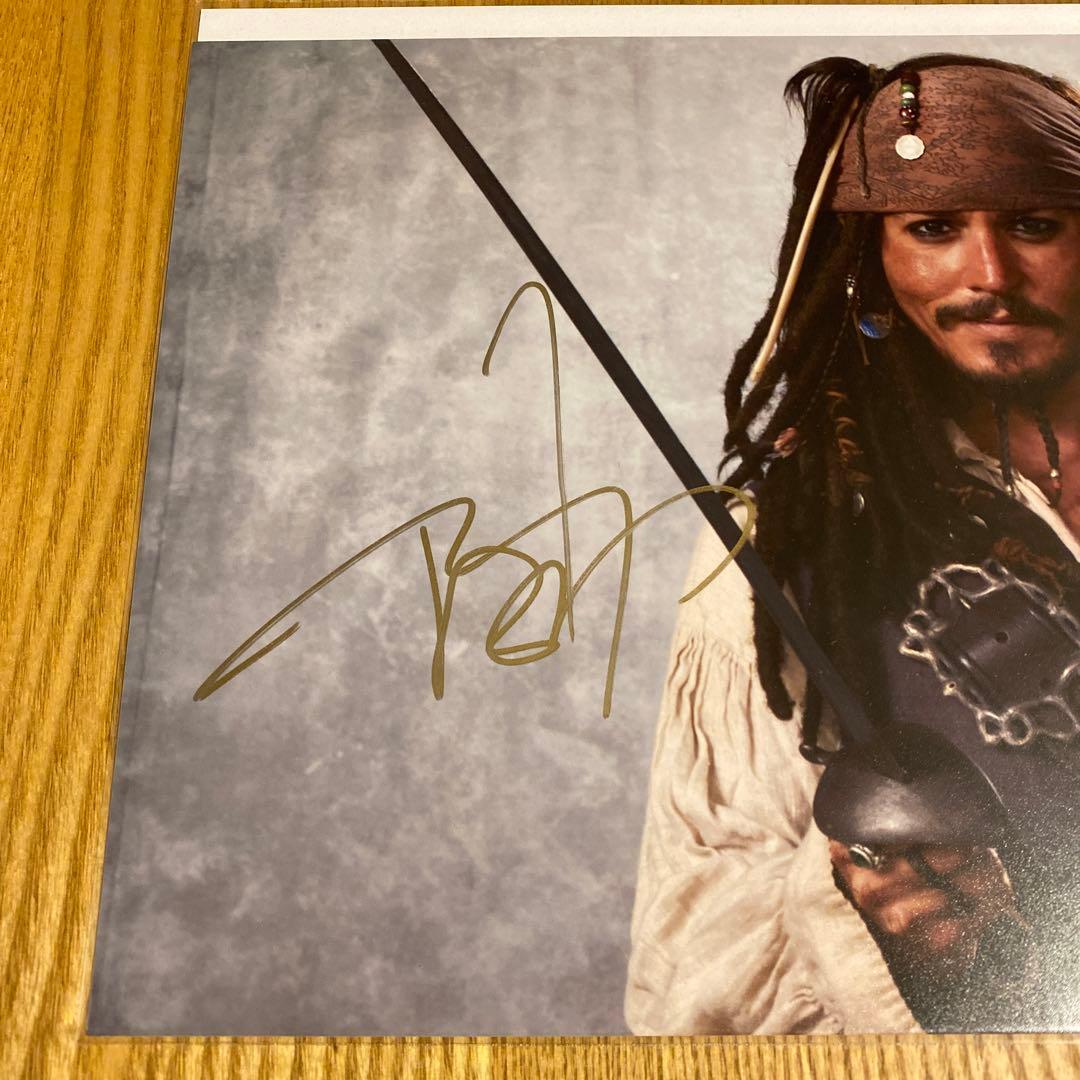 ジョニー・デップさん 直筆サイン入りフォト - メルカリ