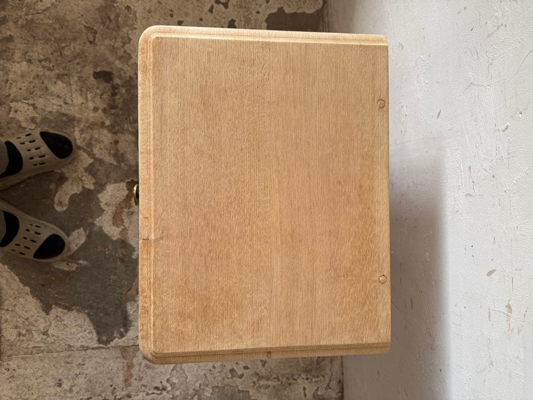 ビンテージ ベッドサイドドロワーキャビネット　ベッドサイドテーブル 剥離