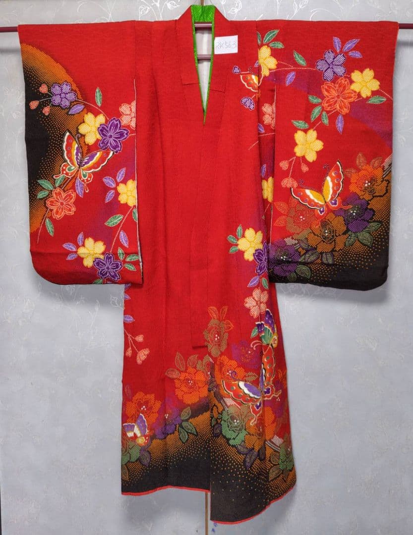 RK563子供着物四つ身7歳前後用着丈132センチ裄丈50センチ非常に綺麗美品