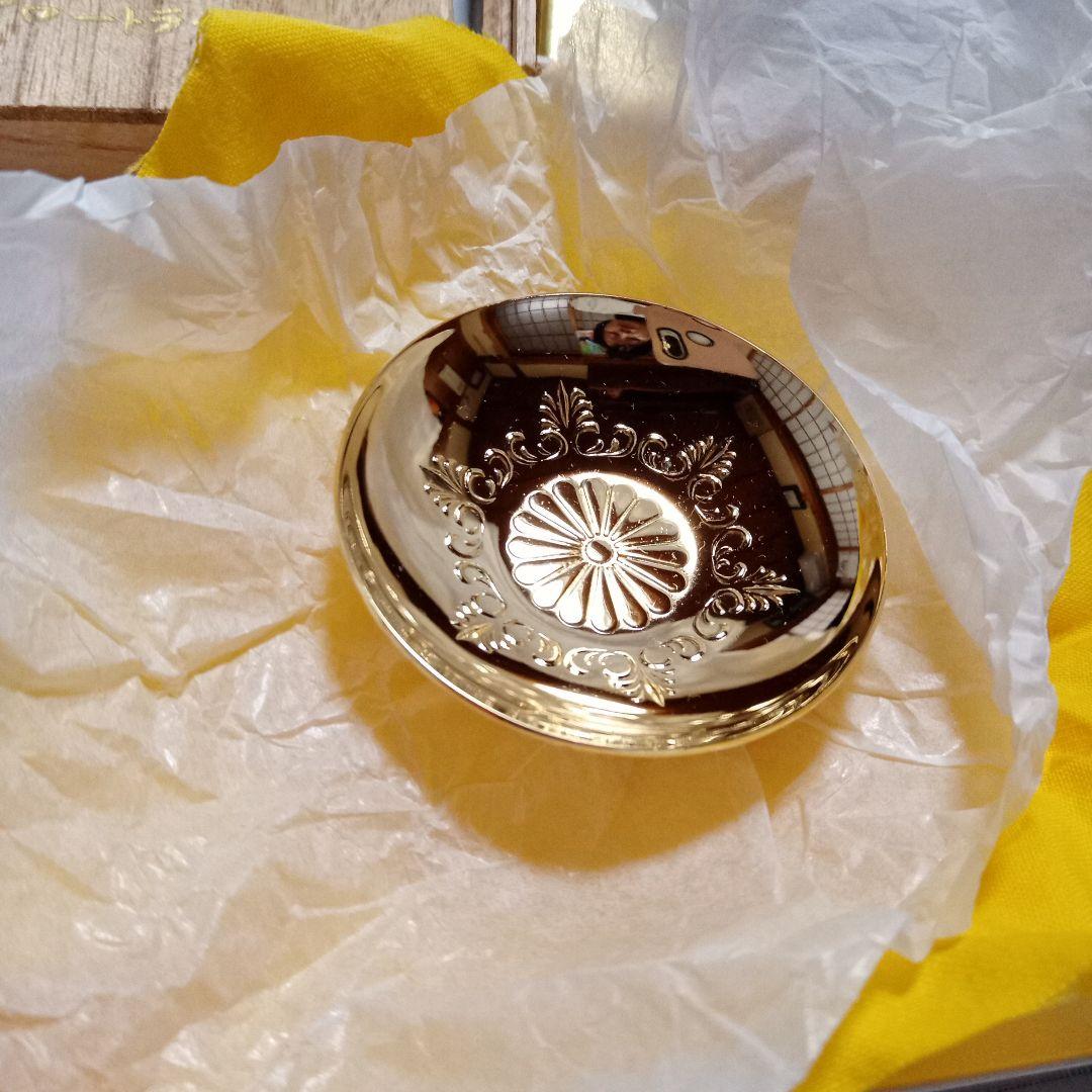 昭和天皇御即位五十年記念金杯 菊の御紋 24KGP 桐箱入り 酒器