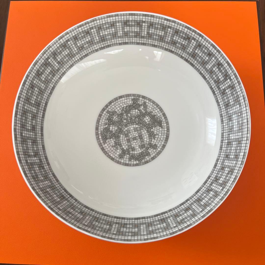 m*様 新品 2枚 HERMES エルメス〈モザイク24〉プラチナ シリアルプレ