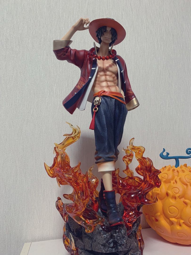 ONEPIECE エース 海外フィギュア - メルカリ