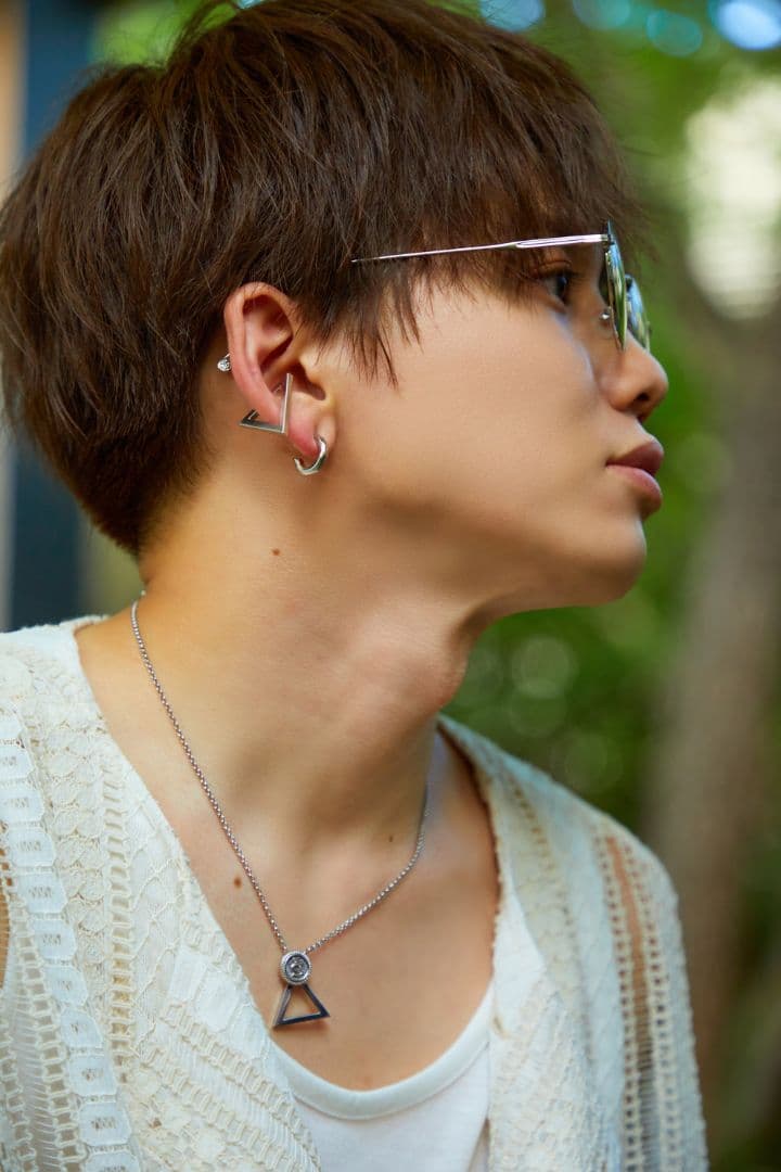 NOsWEA 花村想太プロデュース 三角ネックレス - メルカリ