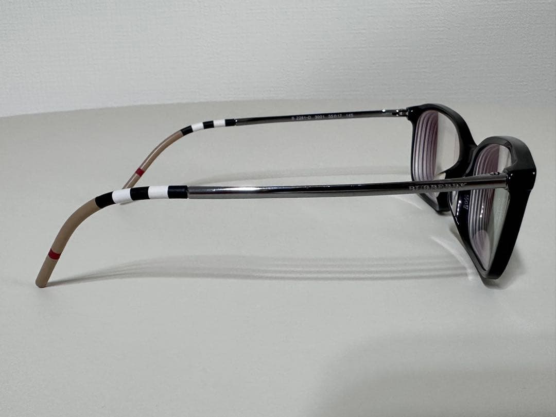 バーバリー BURBERRY メガネ 黒ぶち