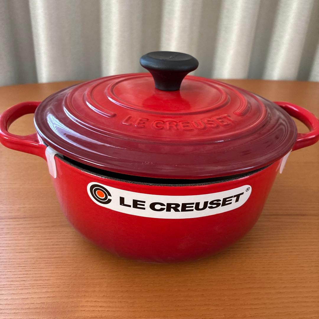 新品☆ル・クルーゼ 鍋 シグニチャー ココット・ロンド 20cm チェリーレッド
