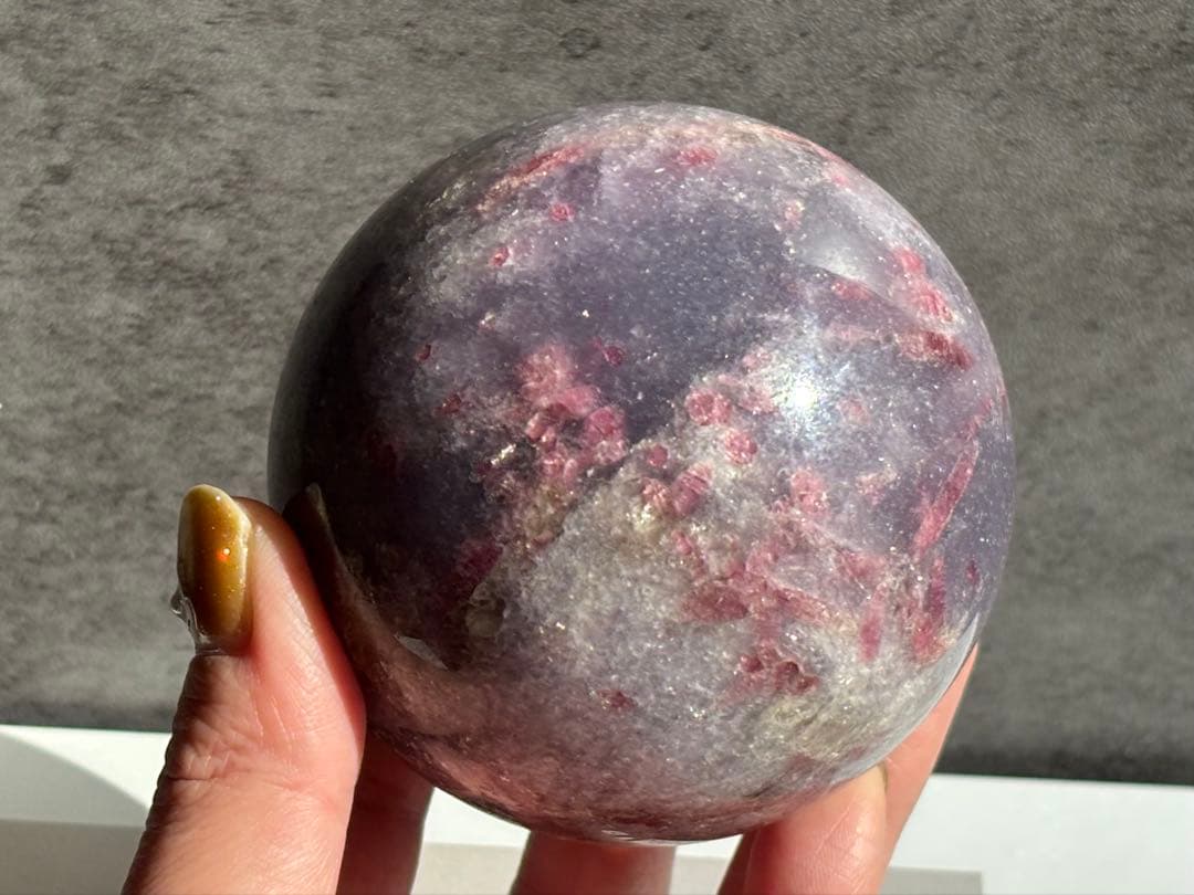 《キラキラ大玉＊ユニコーン・ストーン＊スフィア・台座付き》