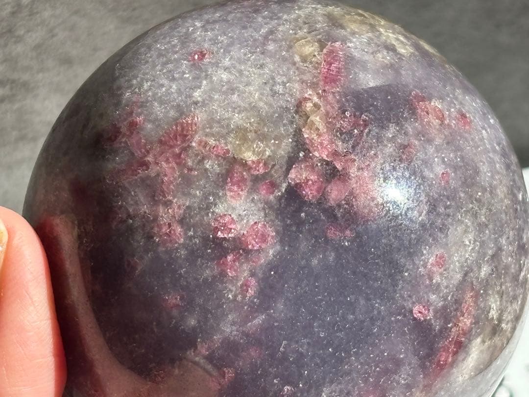 《キラキラ大玉＊ユニコーン・ストーン＊スフィア・台座付き》