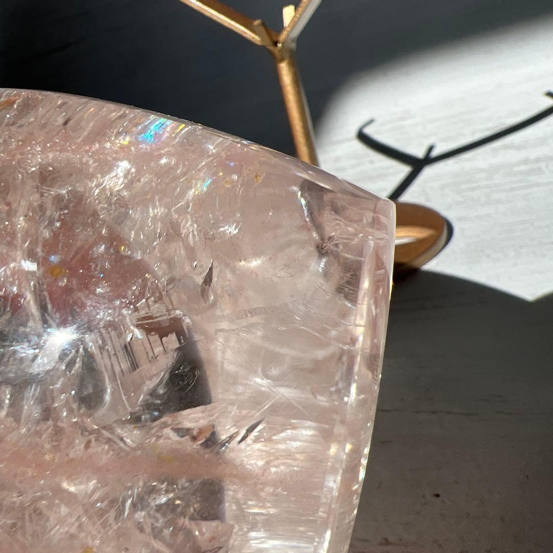 天然石　ピンクアクォーツ　ぷっくりハート　台座付き