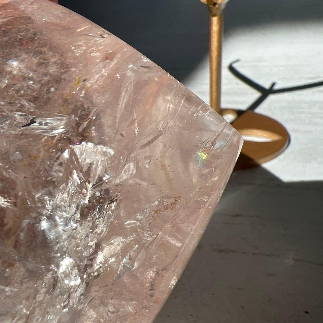 天然石　ピンクアクォーツ　ぷっくりハート　台座付き