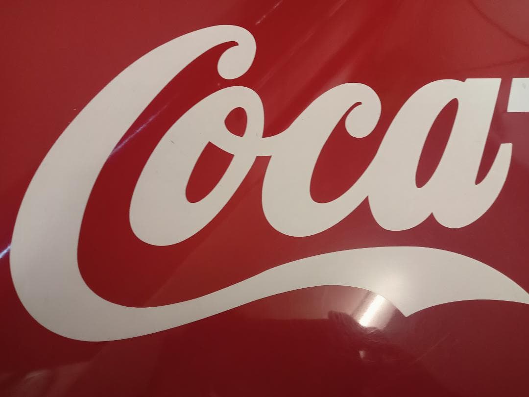 Coca-Cola ロゴ入り　テーブルのみ