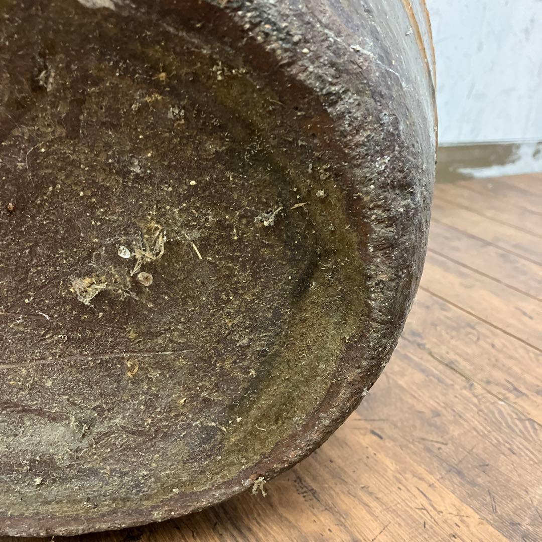 C-壁 昭和レトロ 龍模様 火鉢 陶器製 アンティーク 壺 甕 龍彫り 古民家