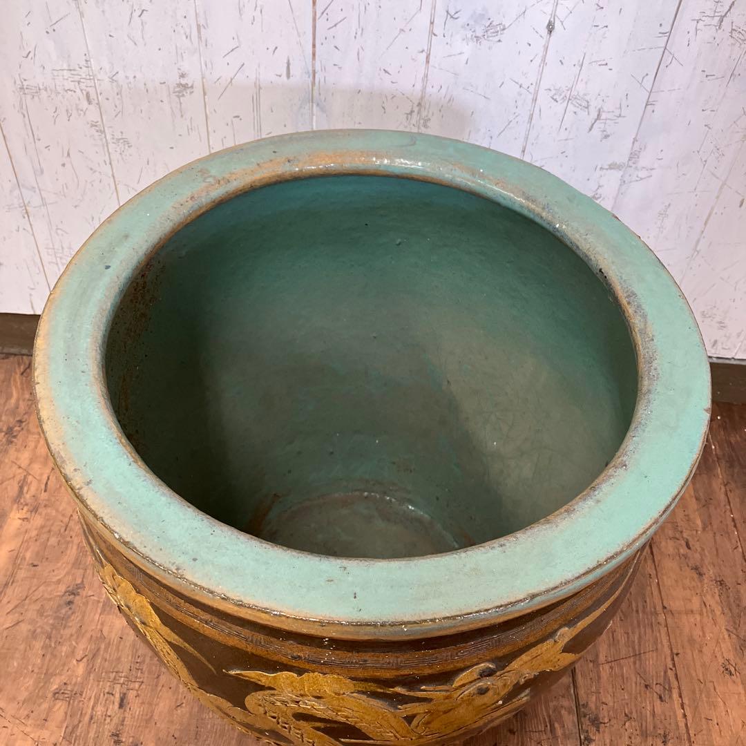 C-壁 昭和レトロ 龍模様 火鉢 陶器製 アンティーク 壺 甕 龍彫り 古民家