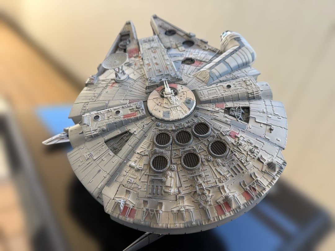 ミレニアム・ファルコン 限定版