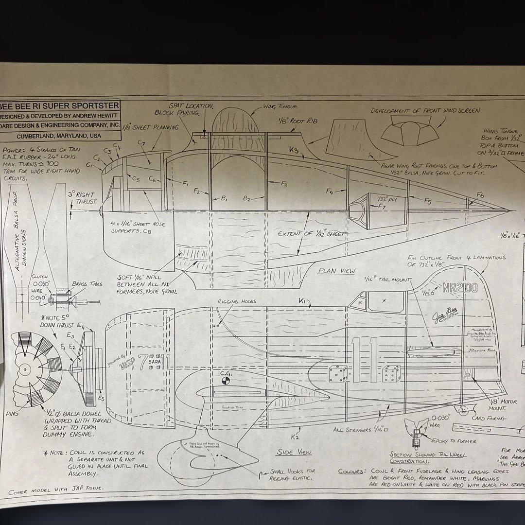 Gee Bee R-1 バルサ組立てキット