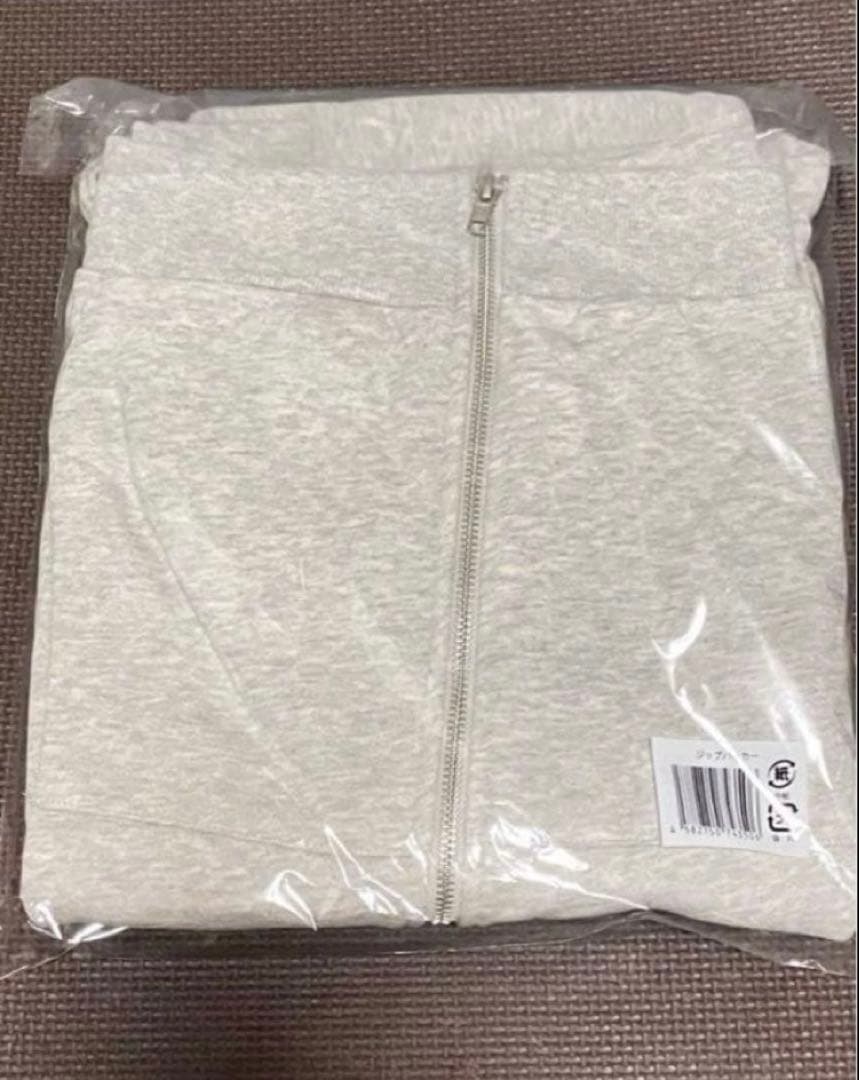 なにわ男子 ジップパーカー 未開封